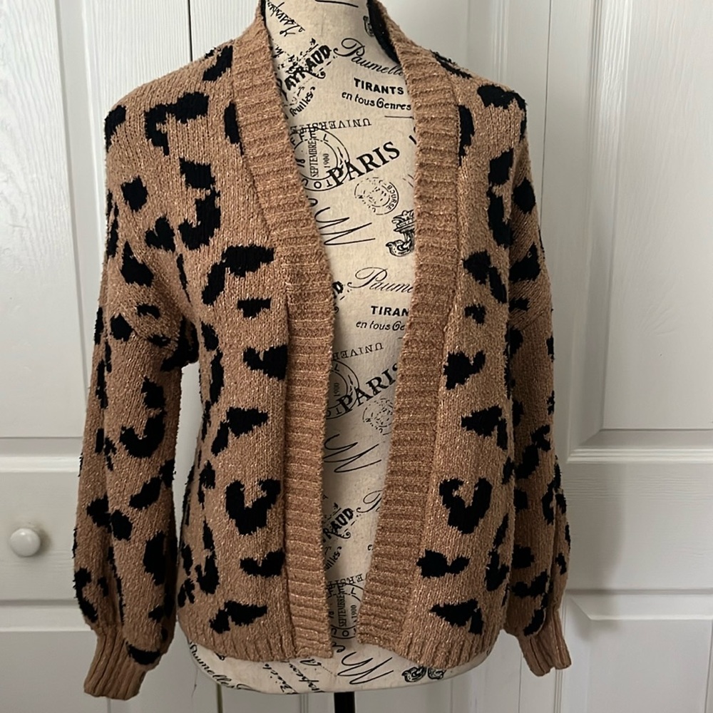 Abercrombie cheetah cardigan